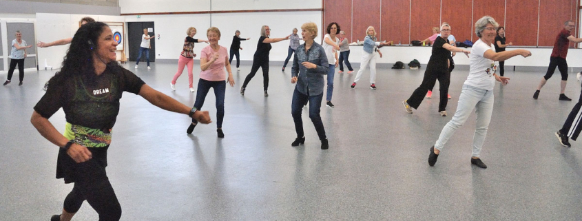 Danse latino solo avec Mariana