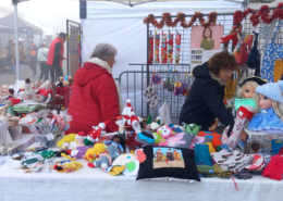 Nieul-Gym-Loisirs : stand Aiguilles Passion au marché de Noël 2024 de Nieul-sur-Mer.