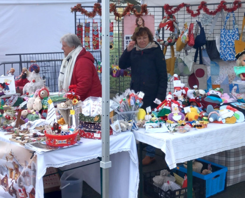 Nieul-Gym-Loisirs : stand Aiguilles Passion au marché de Noël 2024 de Nieul-sur-Mer.